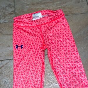 Yxs heat gear pink under armor leggings